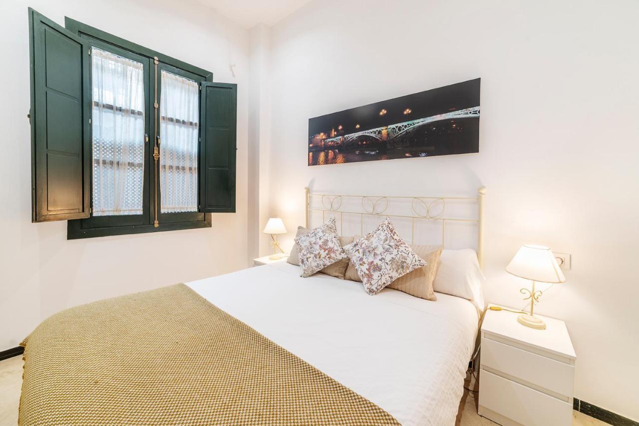 Alohamundi Lumbreras IV Apartment Seville Exterior photo